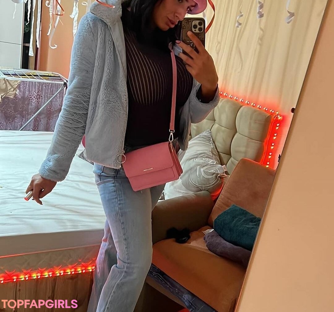 Photo nue de fuite OnlyFans de Giulia Daqna #232