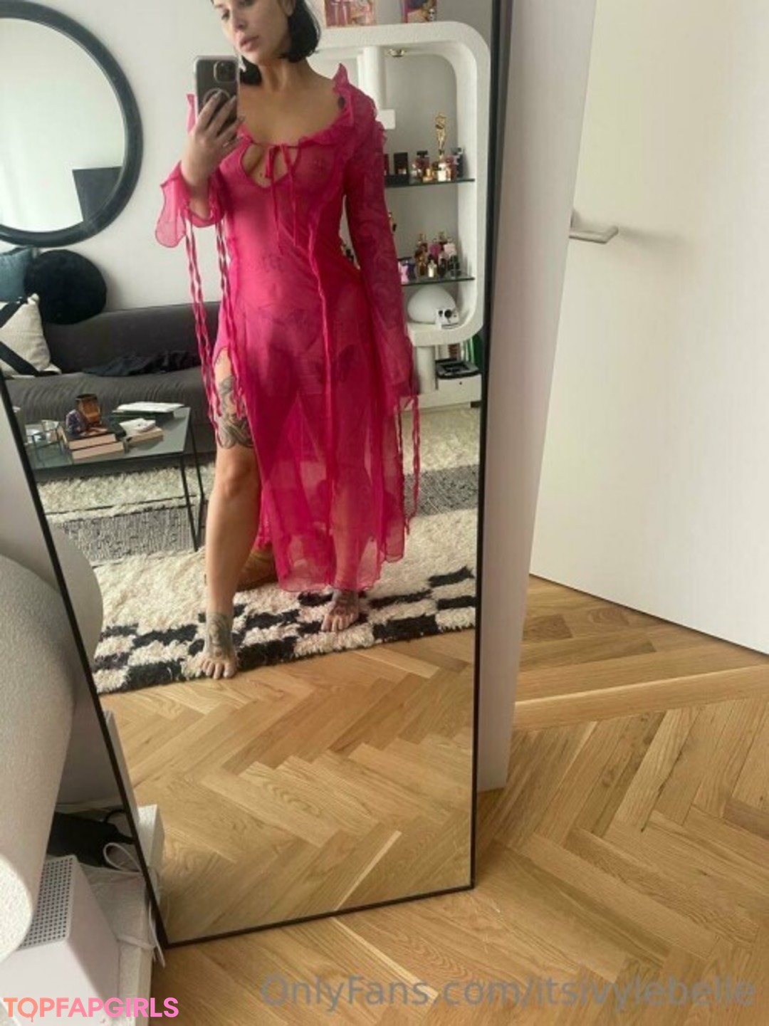 Photo nue de fuite OnlyFans de Kharina K #13
