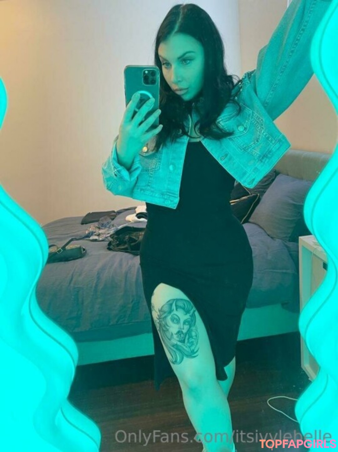 Photo nue de fuite OnlyFans de Kharina K #14