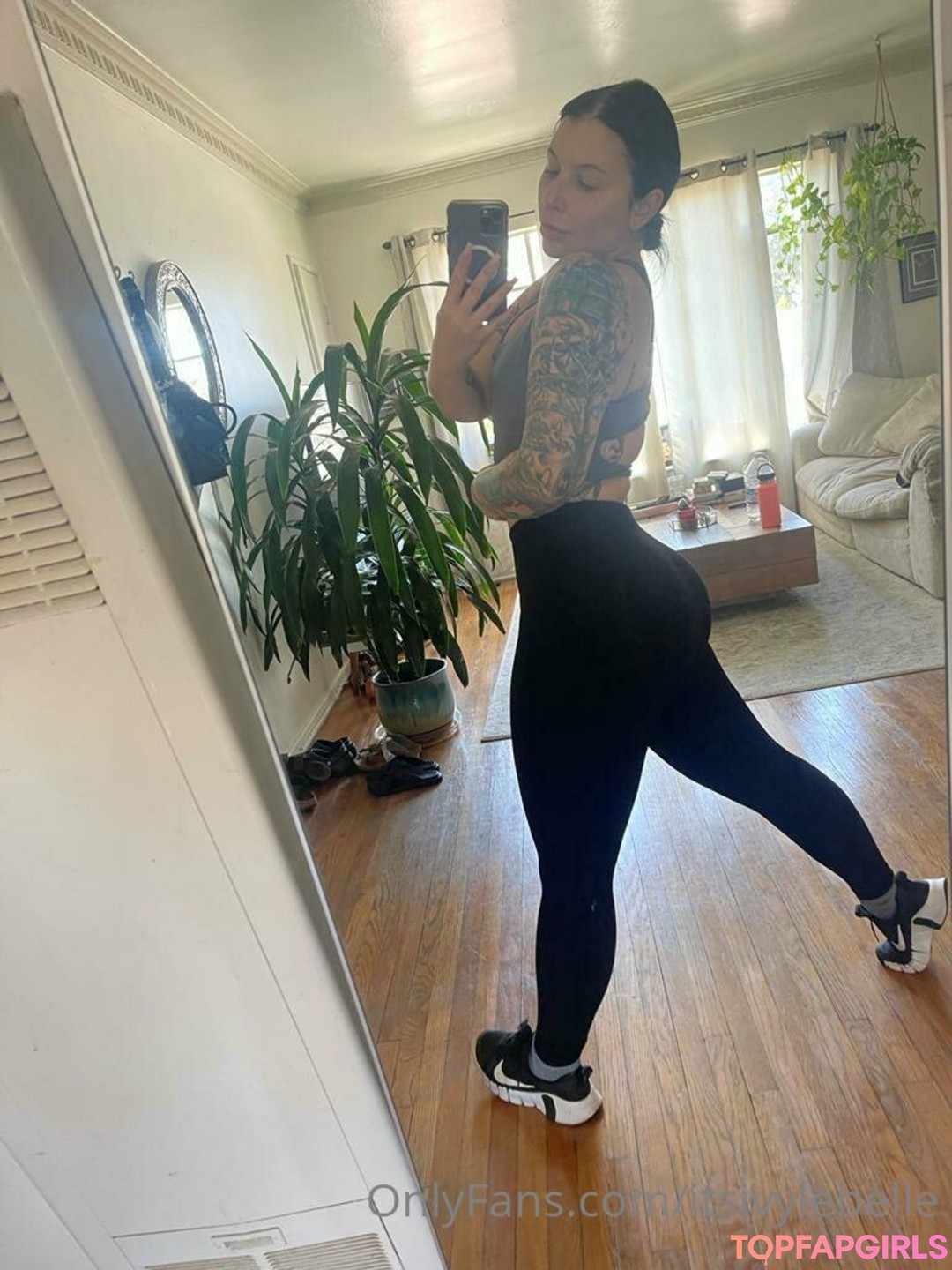 Photo nue de fuite OnlyFans de Ivy Lebelle #96