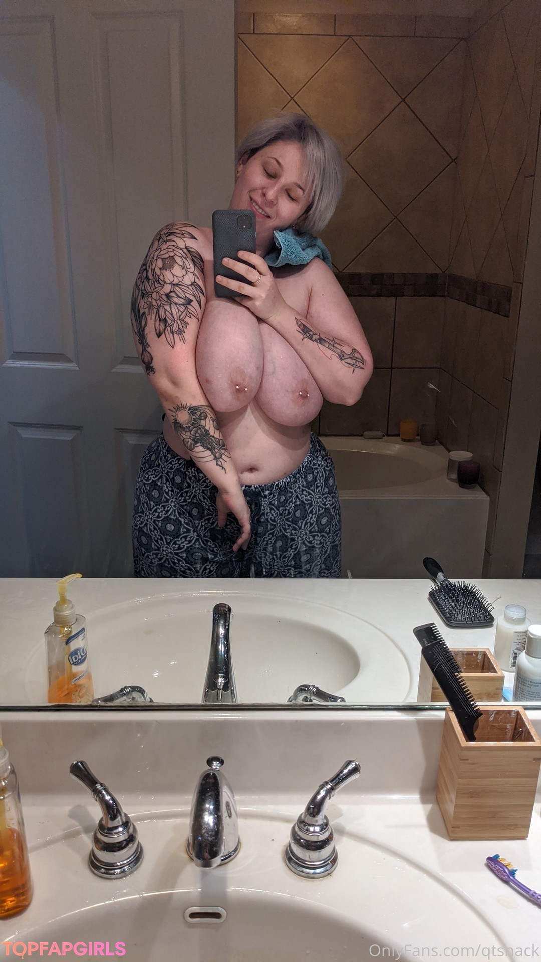 Photo nue de fuite OnlyFans de Qtsnack #117