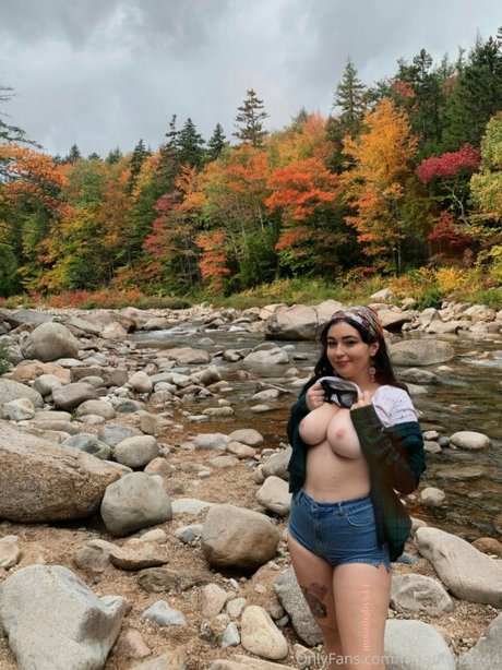 Moonbabyx44