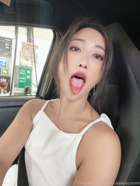 Mizukawa Sumire