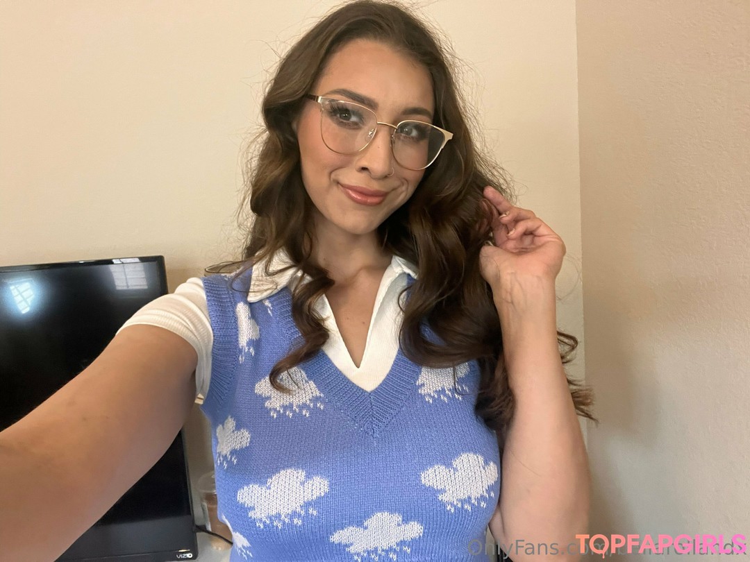 Photo nue de fuite OnlyFans de Bella Rolland #296