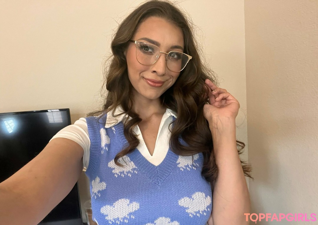 Photo nue de fuite OnlyFans de Bella Rolland #638