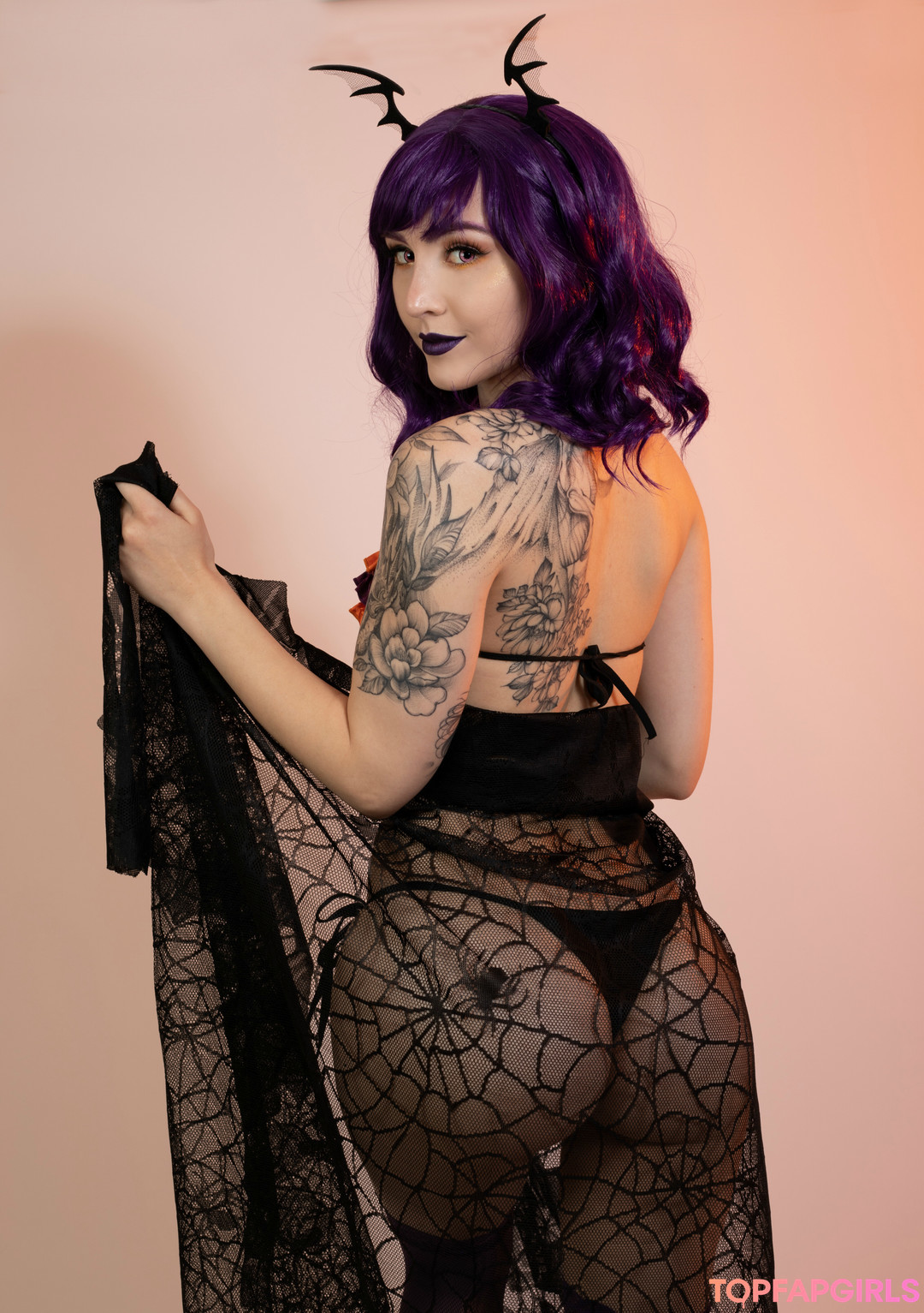 Photo nue de fuite OnlyFans de Luxlo #1695