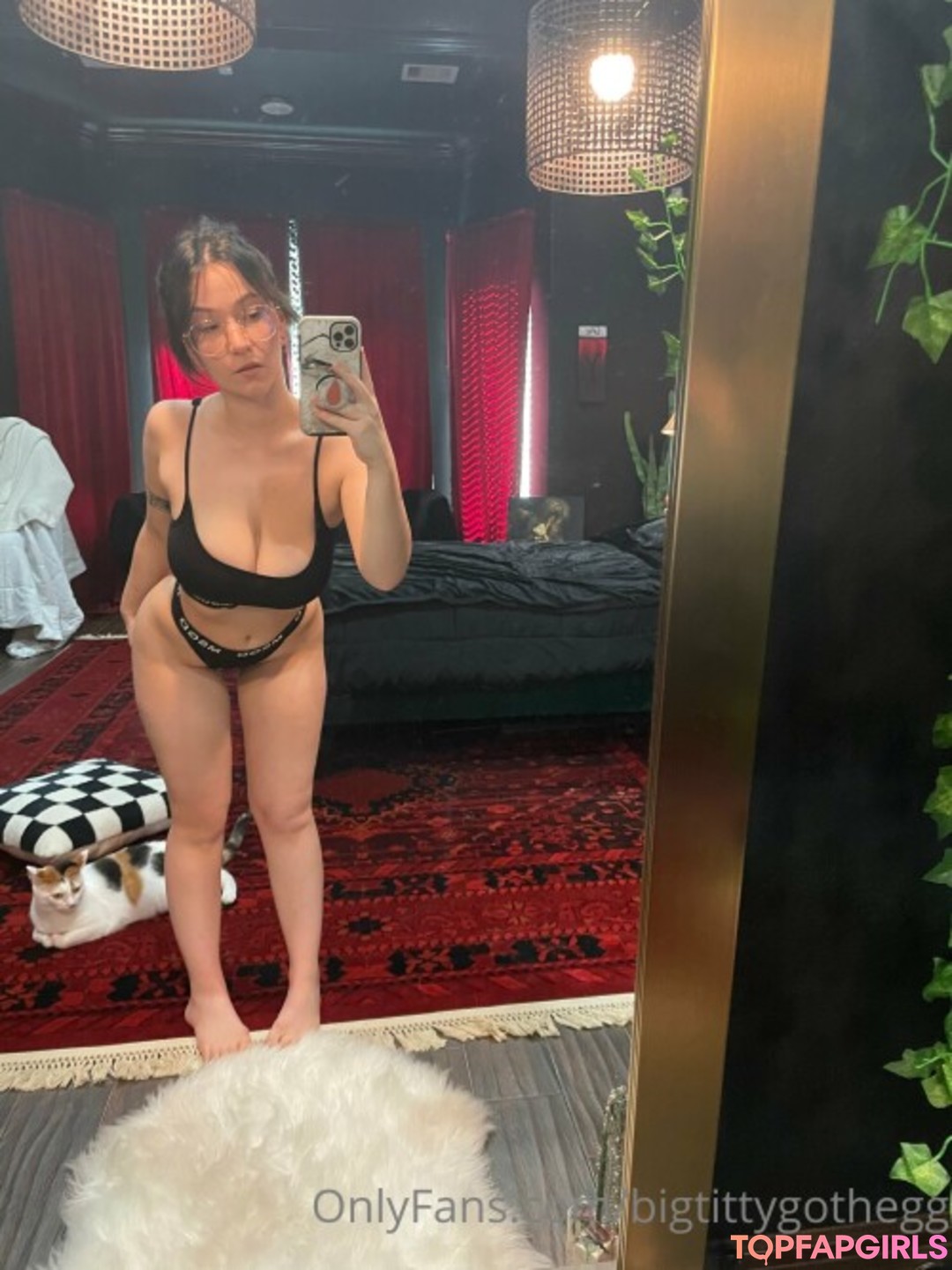 Photo nue de fuite OnlyFans de Big Titty Goth Egg #287