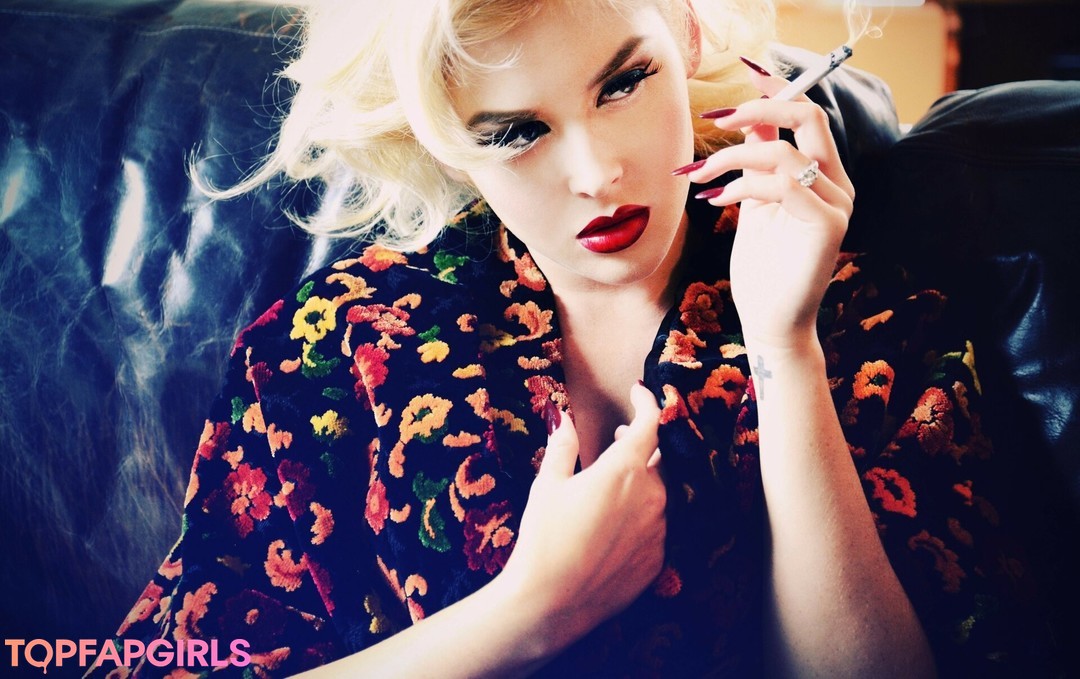 Photo nue de fuite OnlyFans de Renee Olstead #1624