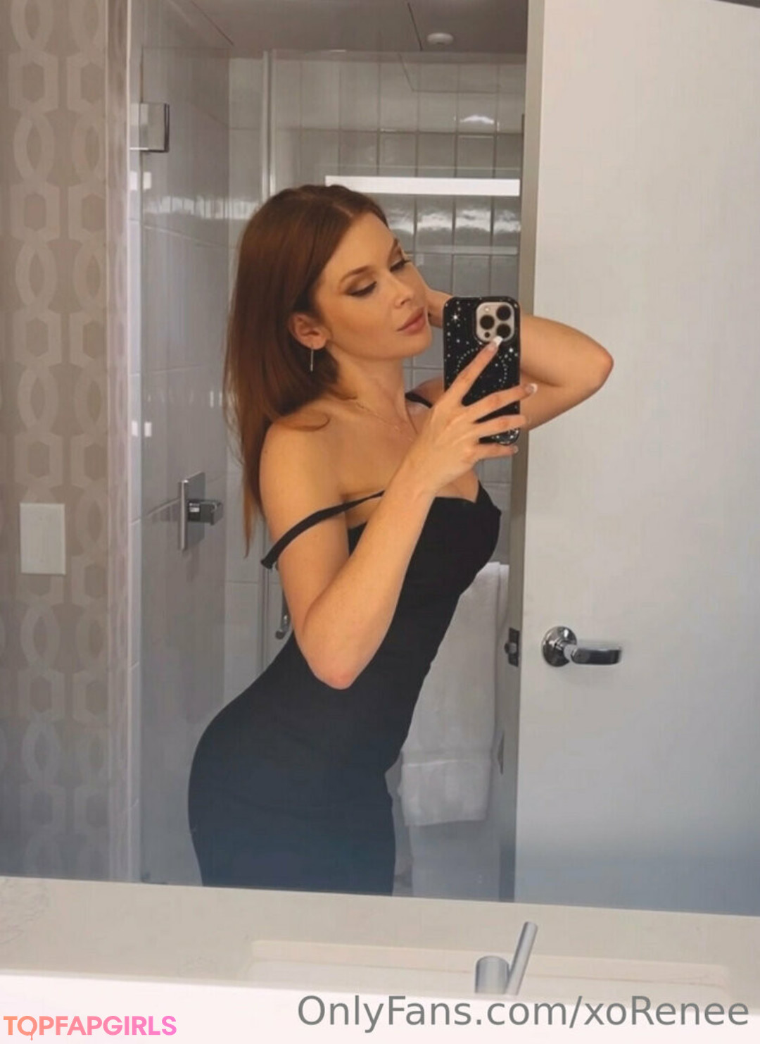 Photo nue de fuite OnlyFans de Renee Olstead #1808