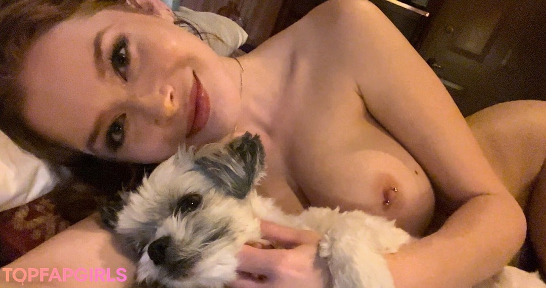 Photo nue de fuite OnlyFans de Renee Olstead #1812