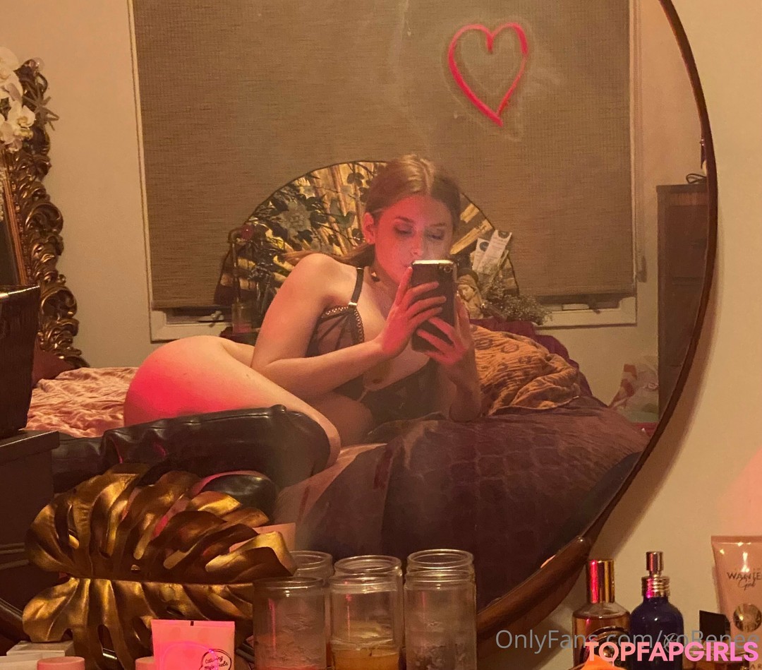 Photo nue de fuite OnlyFans de Renee Olstead #564