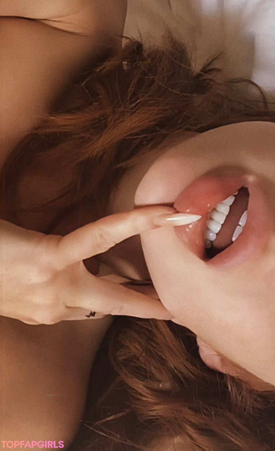 Photo nue de fuite OnlyFans de Renee Olstead #802