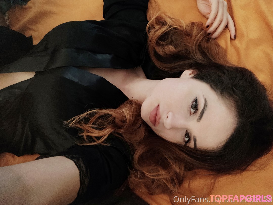 Photo nue de fuite OnlyFans de My Dear Polly #127
