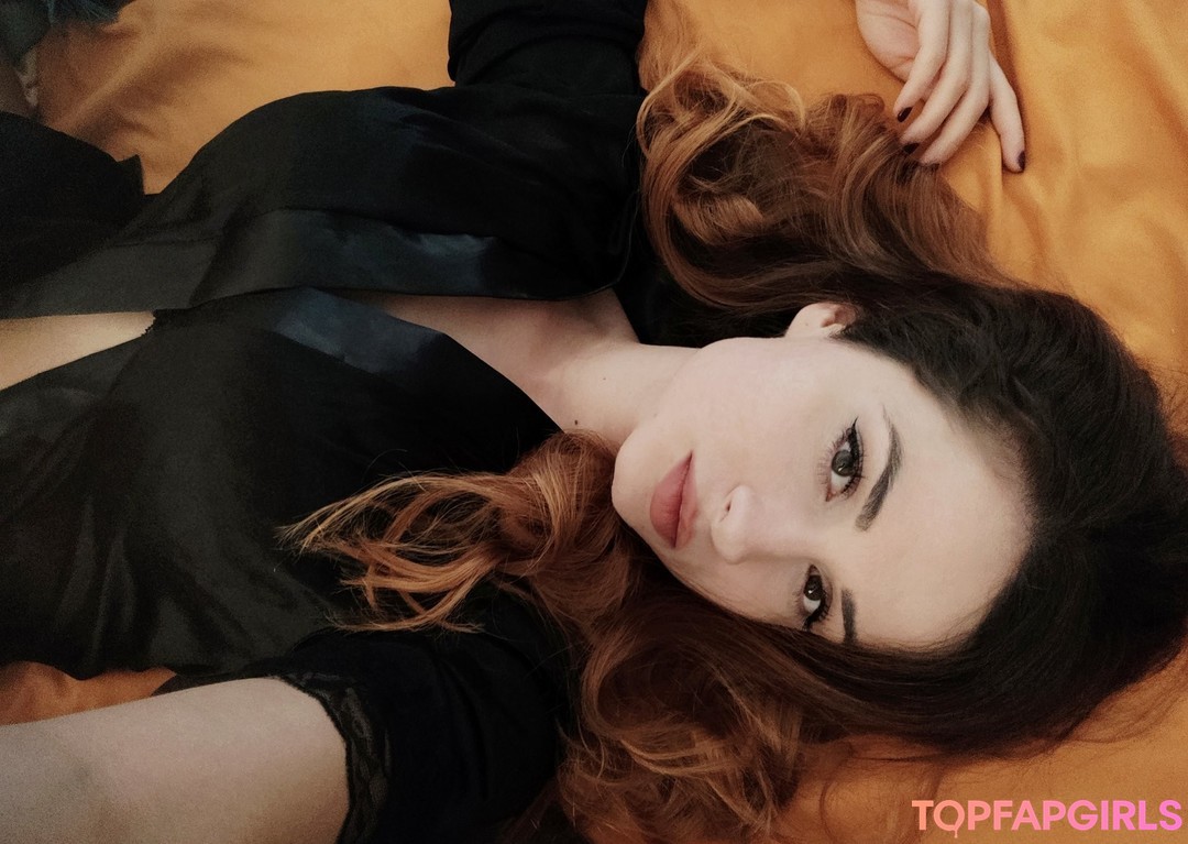 Photo nue de fuite OnlyFans de My Dear Polly #253