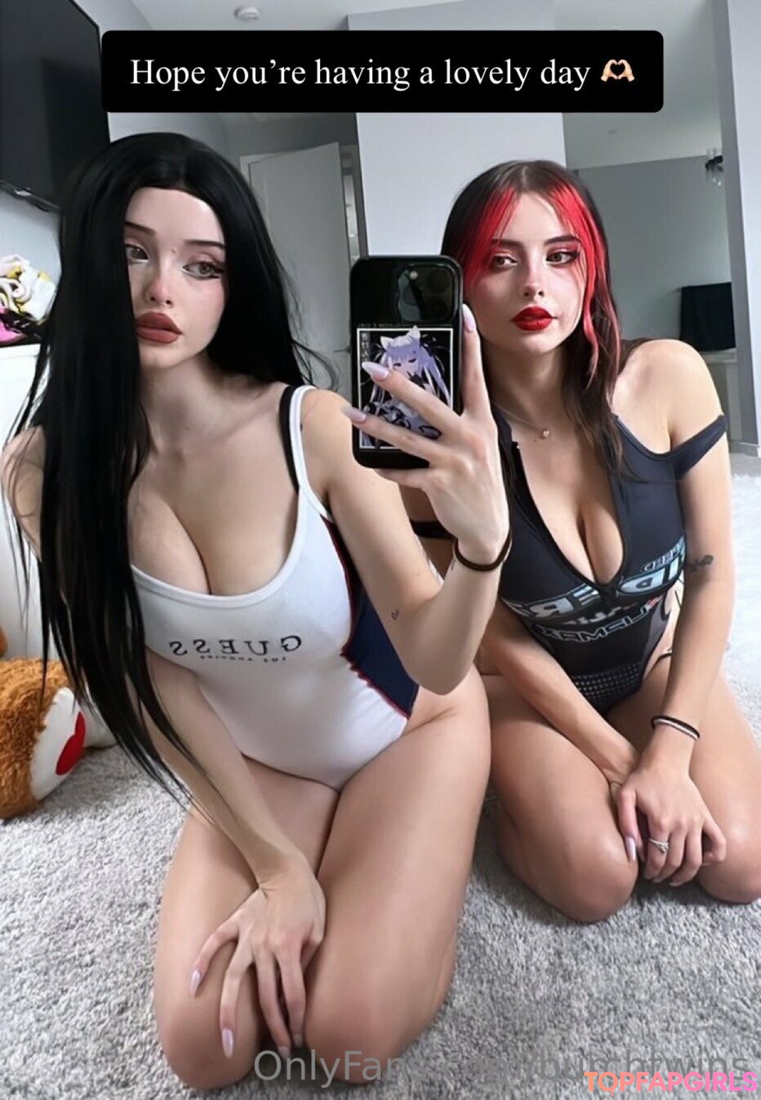 Photo nue de fuite OnlyFans de Burch Twins #2337
