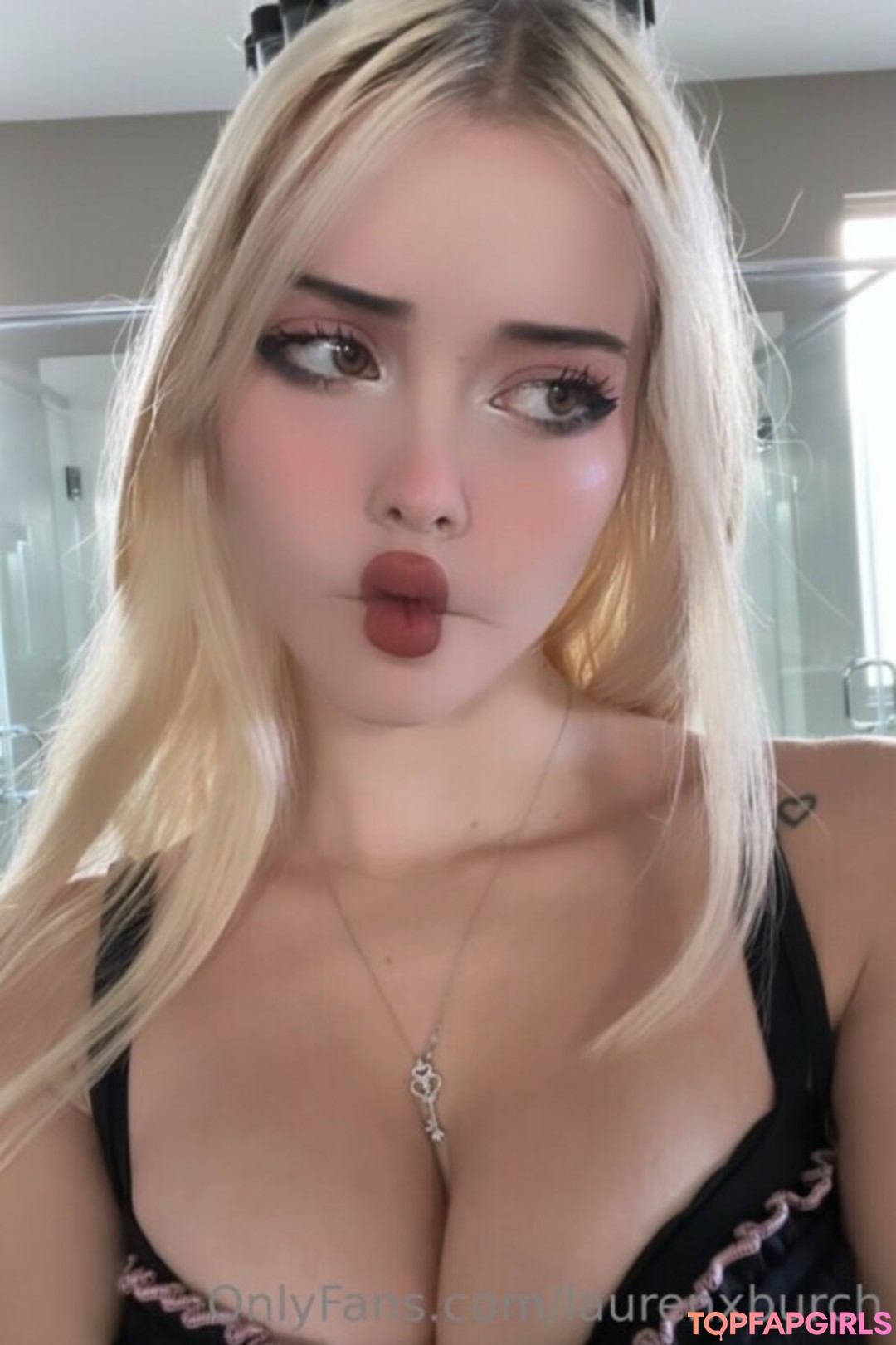 Photo nue de fuite OnlyFans de Burch Twins #51