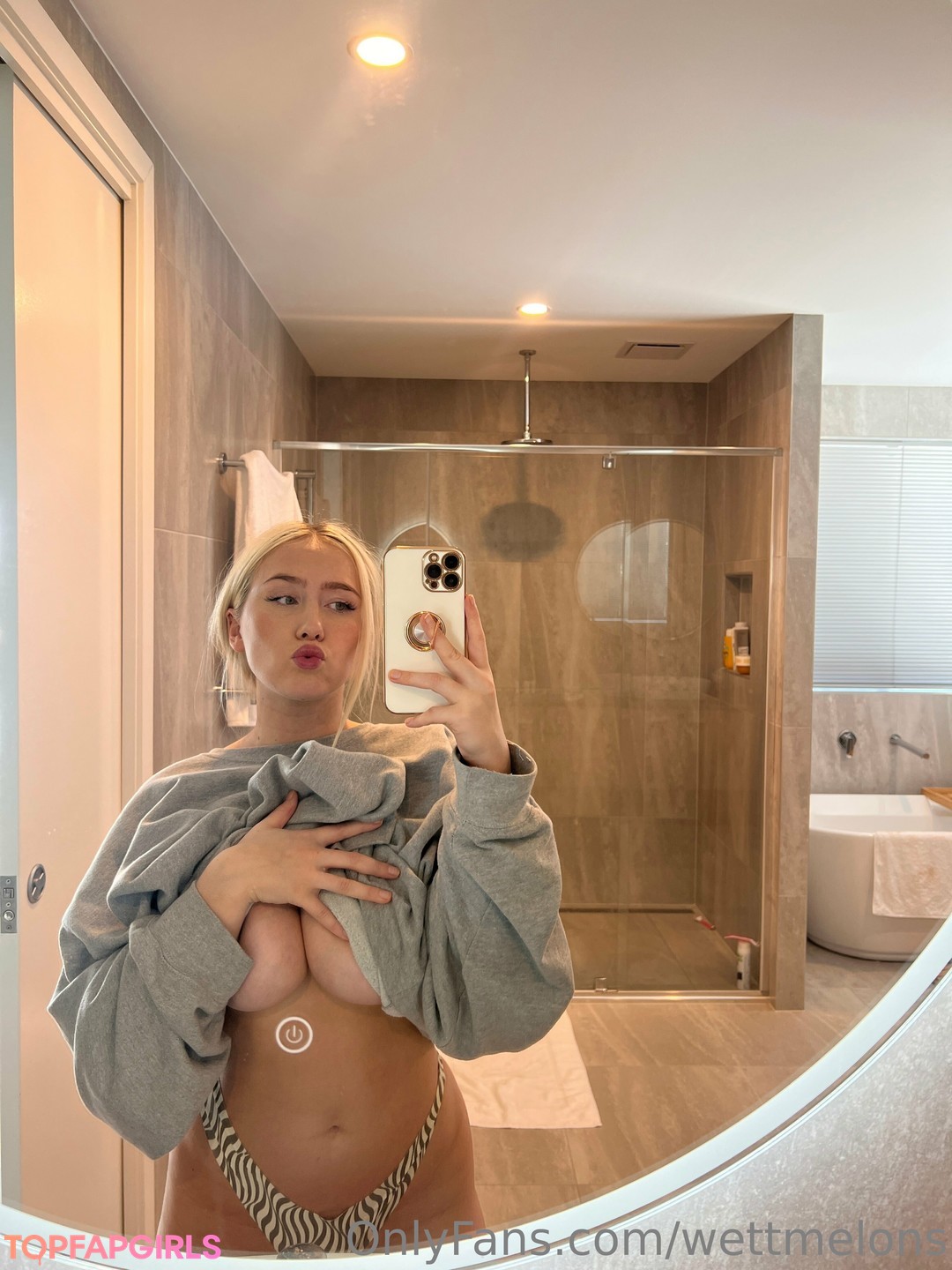Photo nue de fuite OnlyFans de Wettmelons #2376