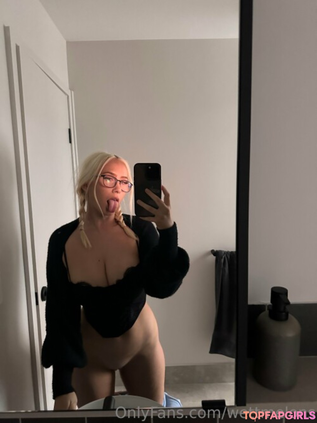 Photo nue de fuite OnlyFans de Wettmelons #93