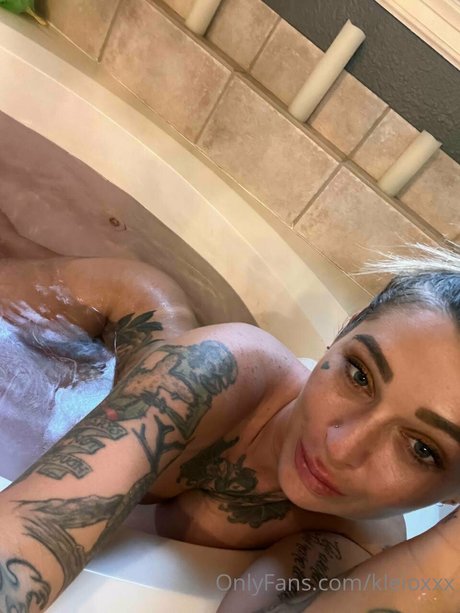 Kleio Valentien