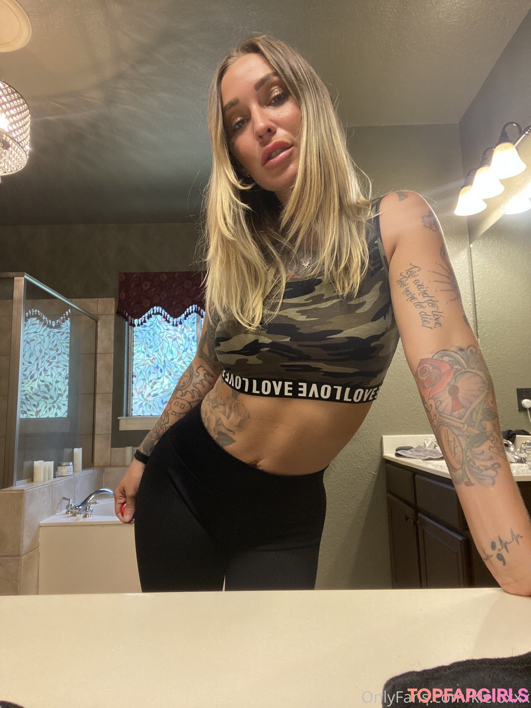 Photo nue de fuite OnlyFans de Kleio Valentien #193