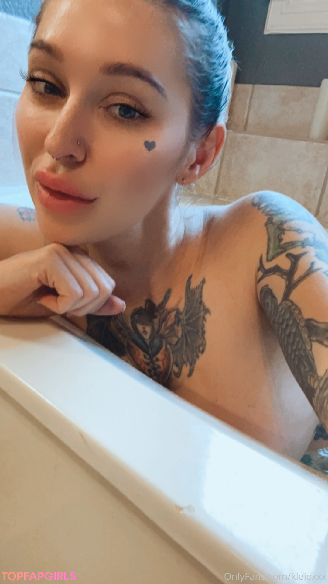 Photo nue de fuite OnlyFans de Kleio Valentien #98