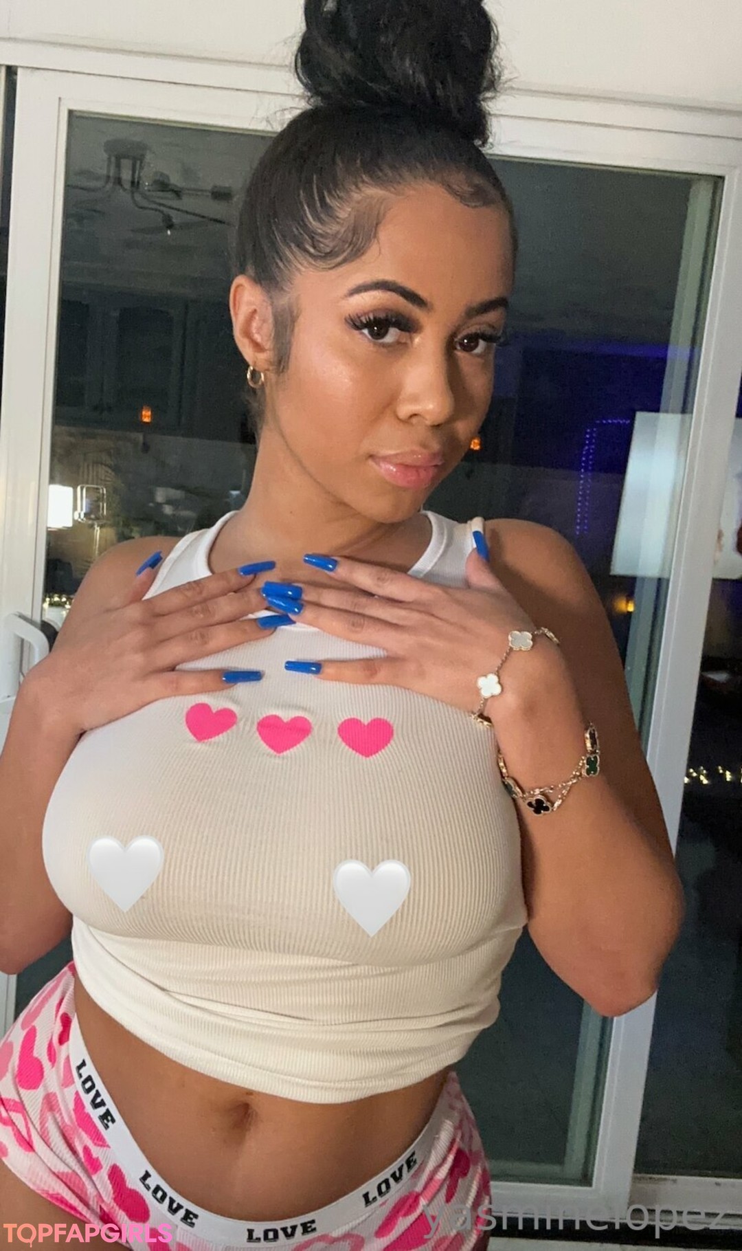 Photo nue de fuite OnlyFans de Yasmine Lopez #329