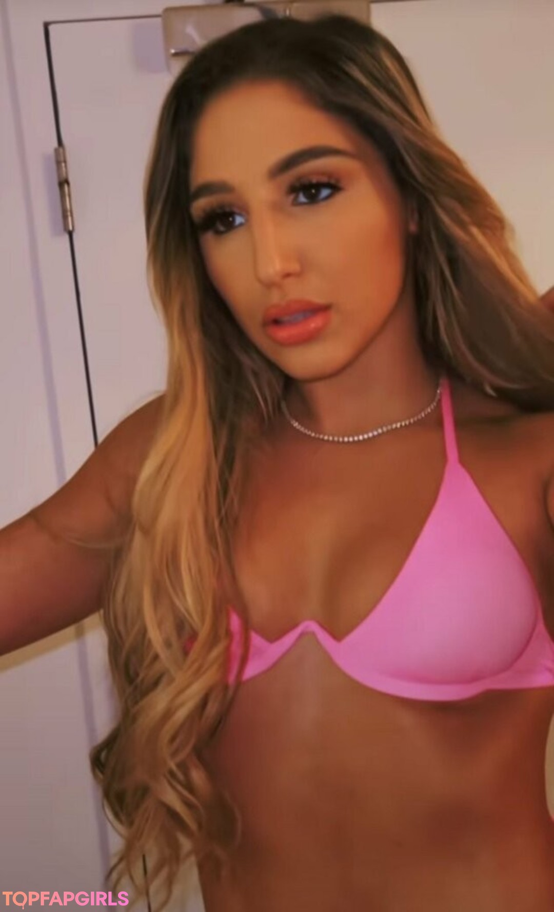 Photo nue de fuite OnlyFans de Abella Danger #1102