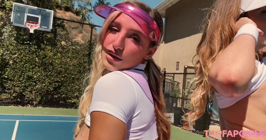 Photo nue de fuite OnlyFans de Abella Danger #661