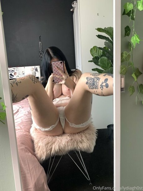 Photo nue de fuite OnlyFans de Lydia Ghost