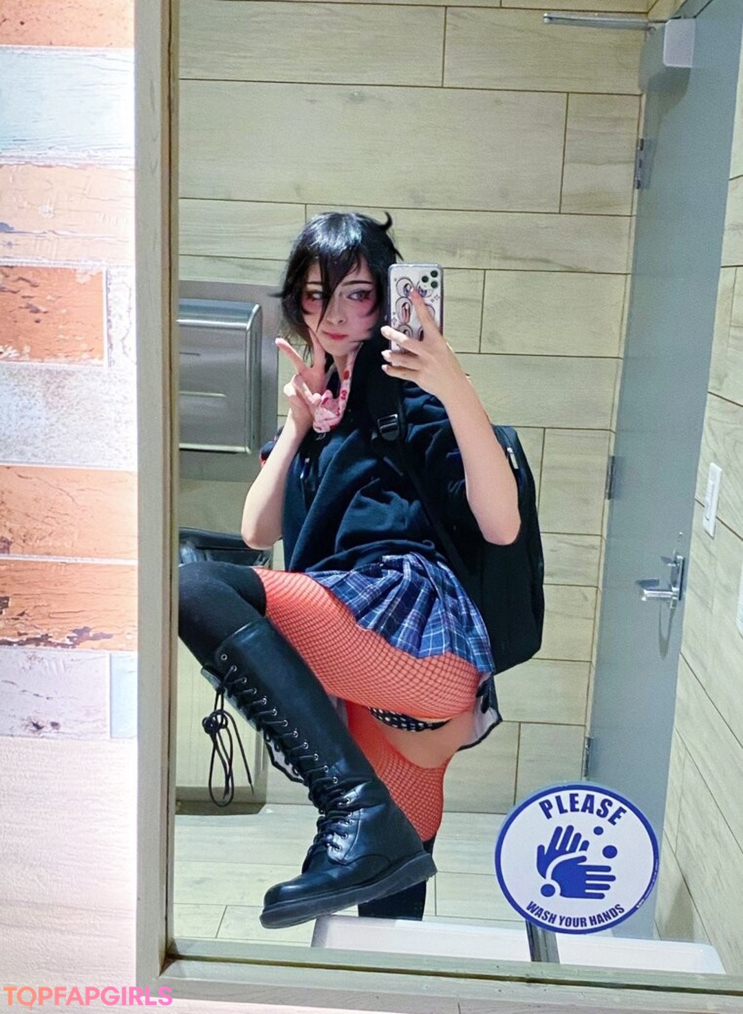 Photo nue de fuite OnlyFans de Booplesnoot #590