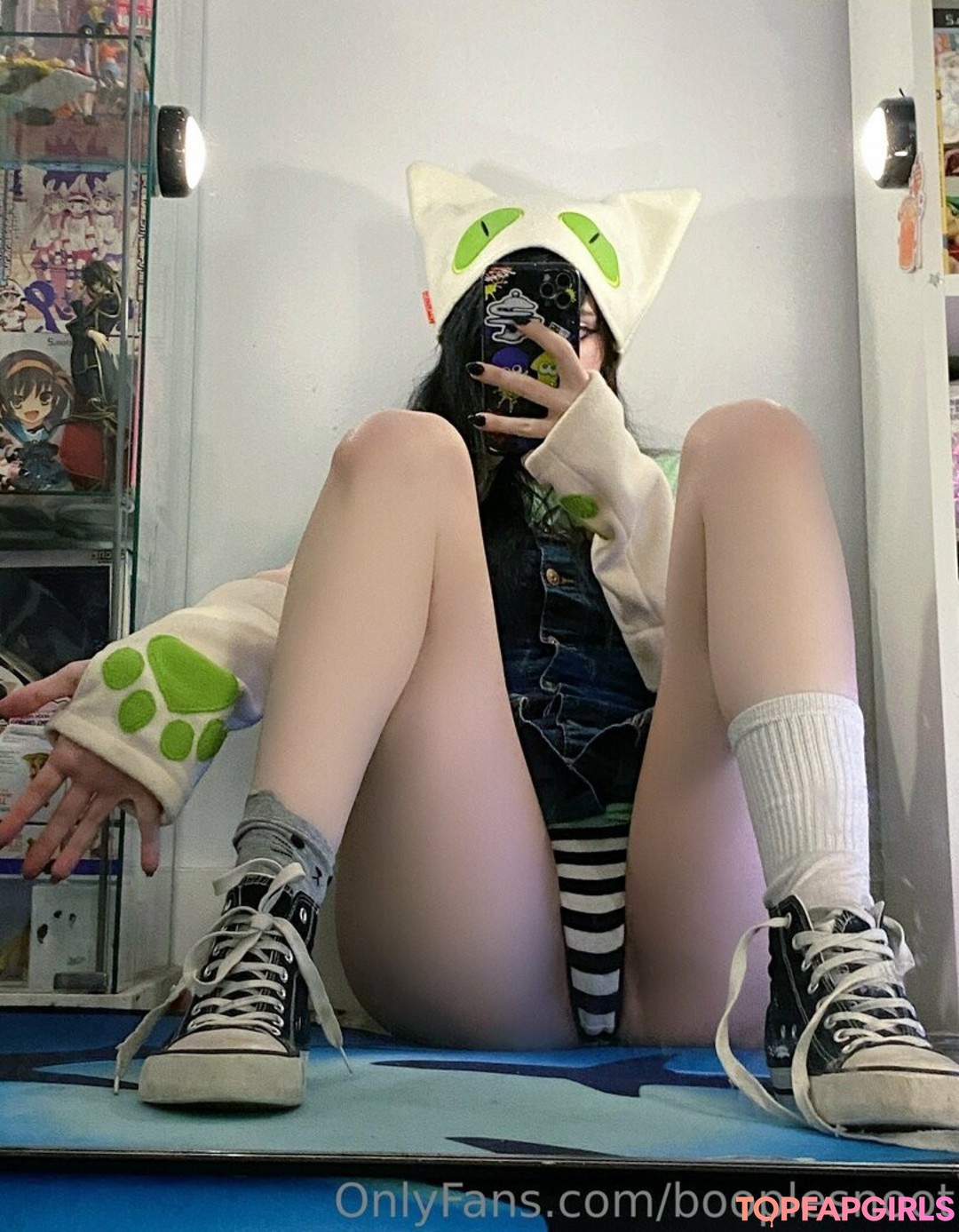 Photo nue de fuite OnlyFans de Booplesnoot #674
