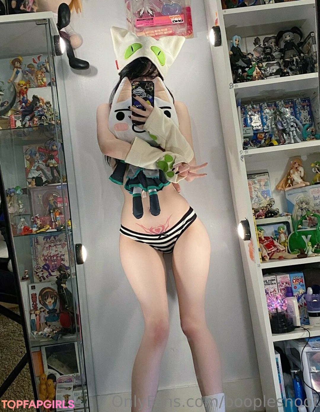 Photo nue de fuite OnlyFans de Booplesnoot #682