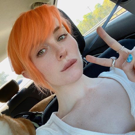 Jenna Lynn Meowri