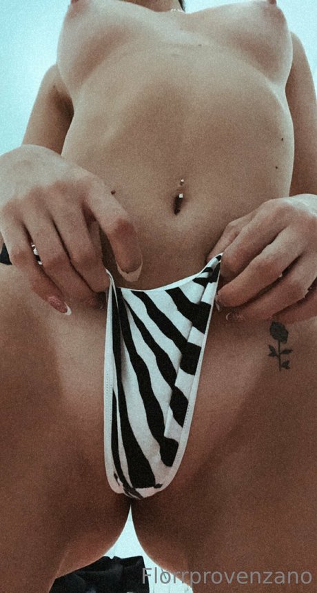 Photo nue de fuite OnlyFans de Florencia Provenzano