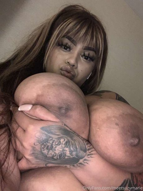 Photo nue de fuite OnlyFans de Suzy Marie