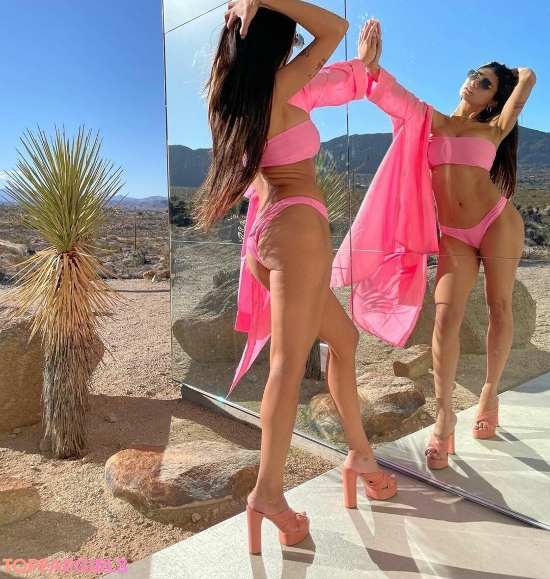 Photo nue de fuite OnlyFans de Mia Khalifa #524
