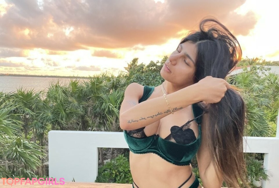 Photo nue de fuite OnlyFans de Mia Khalifa #922