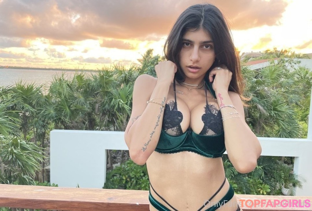 Photo nue de fuite OnlyFans de Mia Khalifa #377