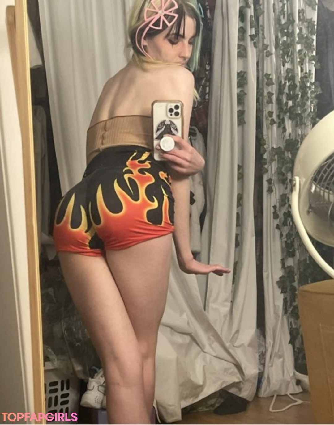 Photo nue de fuite OnlyFans de Dorian Electra #34