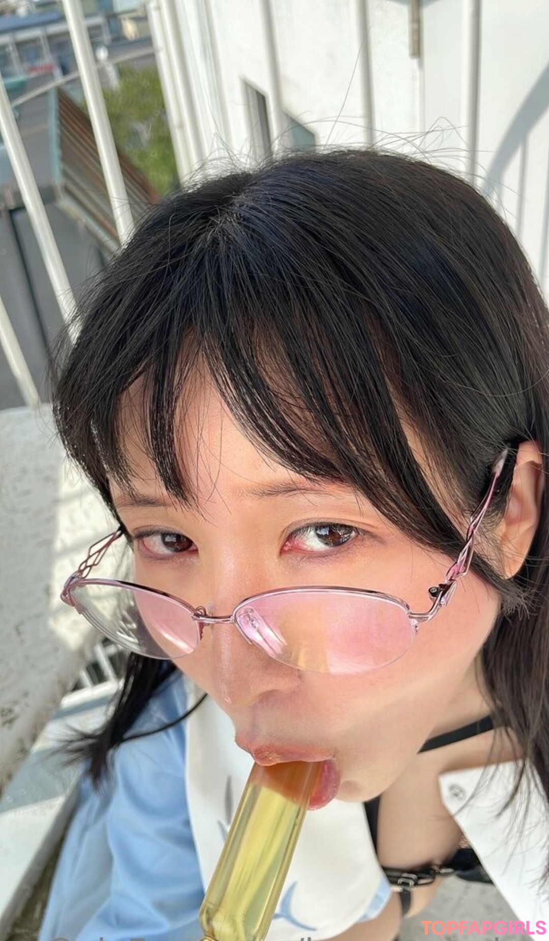 Photo nue de fuite OnlyFans de Lunaamemiya #2084