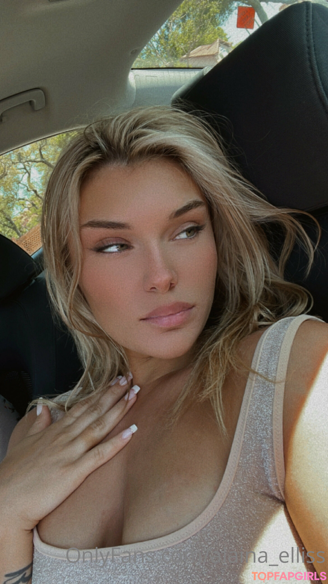 Photo nue de fuite OnlyFans de Alaina Ellis #10