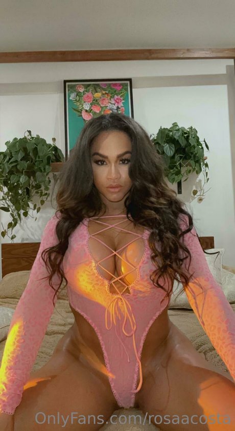 Photo nue de fuite OnlyFans de Rosa Acosta