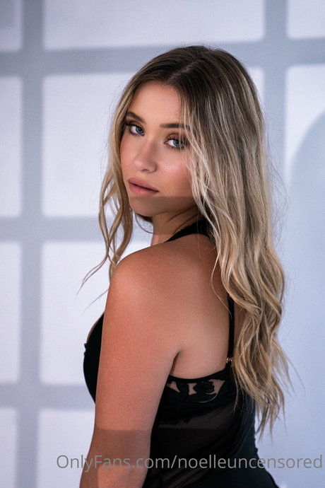 Vanessa Violet