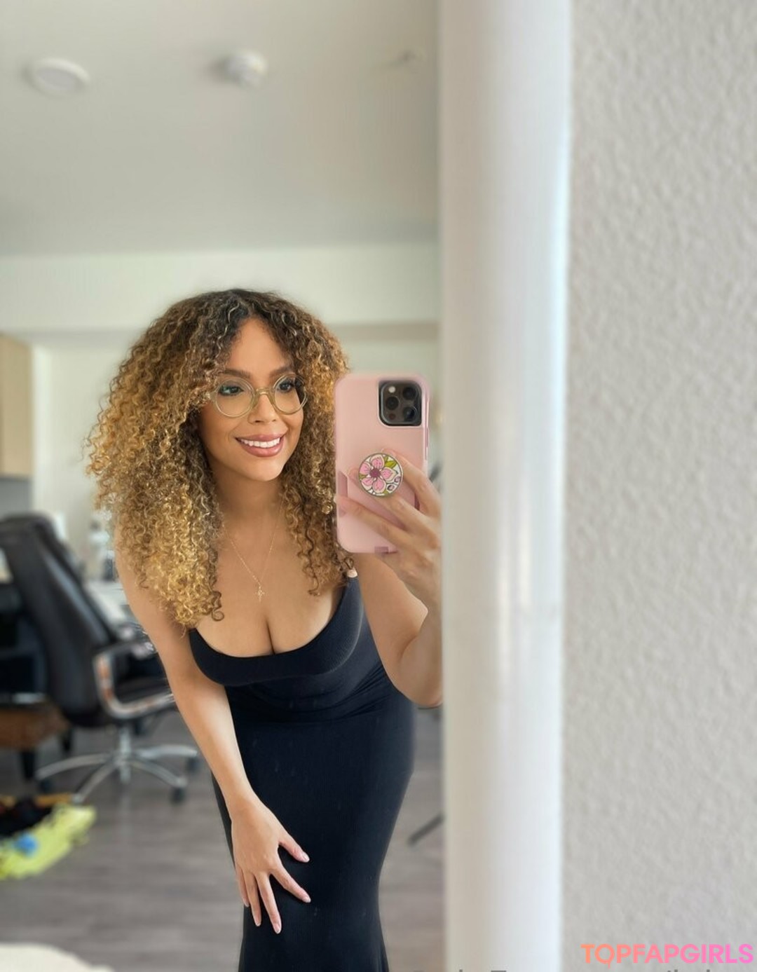 Photo nue de fuite OnlyFans de Queenjelz #286