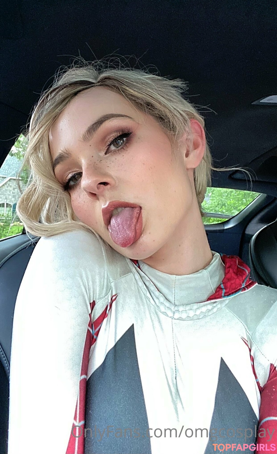 Photo nue de fuite OnlyFans de Omgcosplay #216