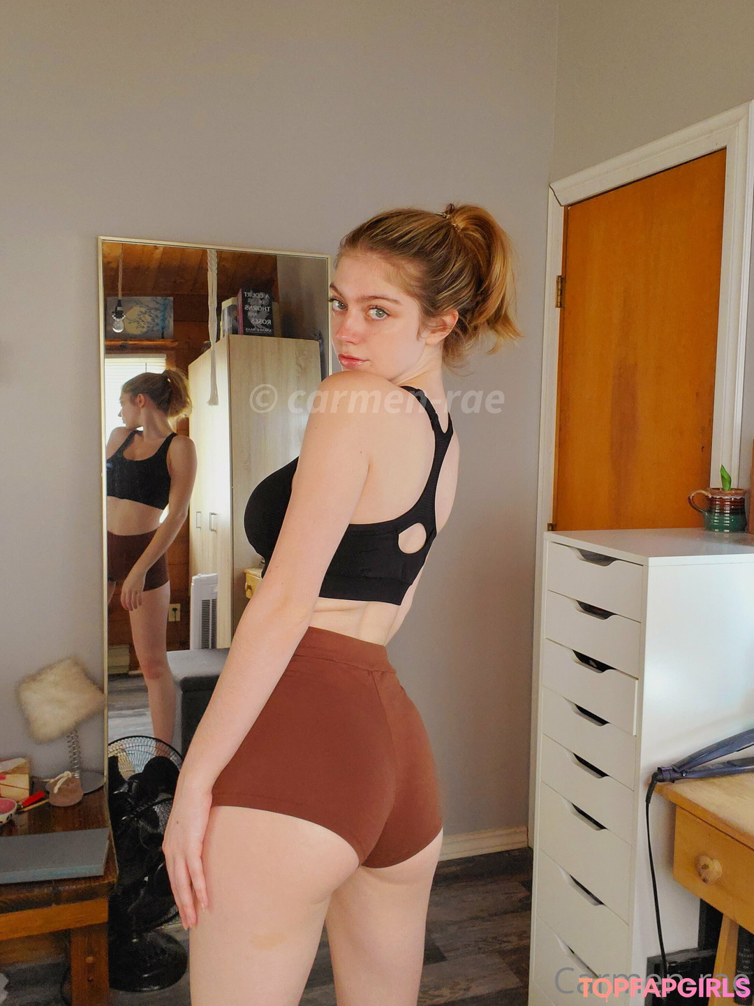 Photo nue de fuite OnlyFans de Carmenrae #1243