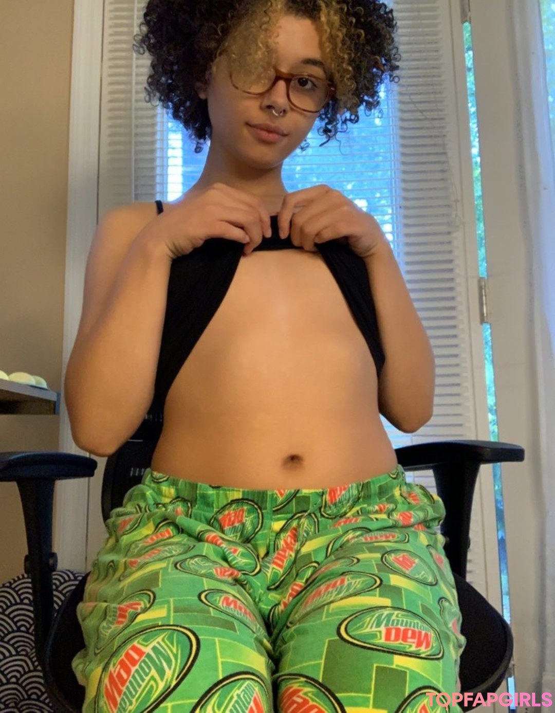 Photo nue de fuite OnlyFans de Irlupdog #910
