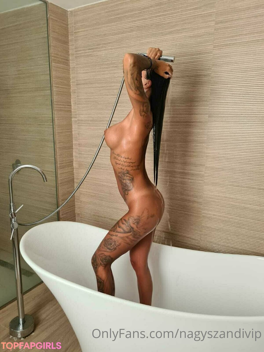 Photo nue de fuite OnlyFans de Nagy Alexandra #4