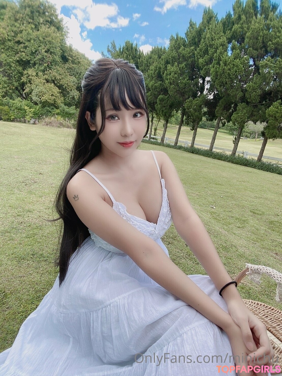 Photo nue de fuite OnlyFans de Minichu #435