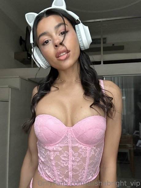 Alisha Bright